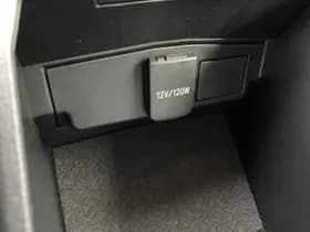 Toyota Corolla-cross thumbnail 39