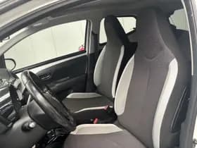 Toyota Aygo thumbnail 3