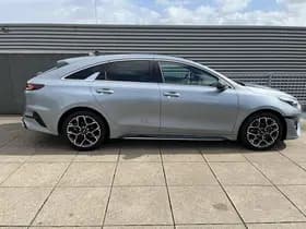 Kia Proceed thumbnail 40