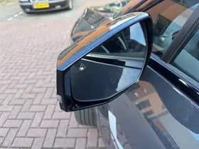 Kia Sportage thumbnail 4