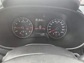 Kia Picanto thumbnail 34