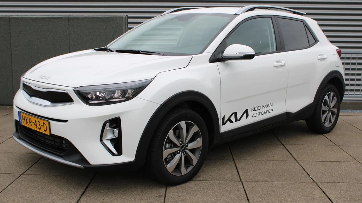 Kia Stonic — foto 1