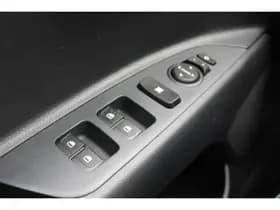 Kia Stonic thumbnail 26