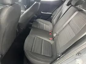 Kia Stonic thumbnail 35