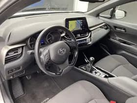 Toyota C-hr thumbnail 75