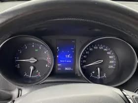 Toyota C-hr thumbnail 80