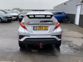 Toyota C-hr thumbnail 10