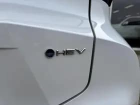 Toyota C-hr thumbnail 26