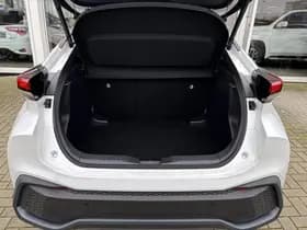 Toyota C-hr thumbnail 59