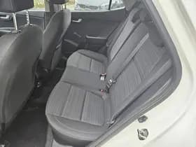 Kia Stonic thumbnail 43