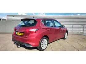 Nissan Pulsar thumbnail 2