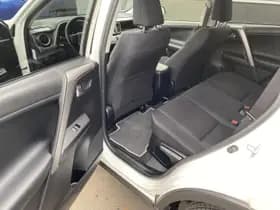 Toyota Rav4 thumbnail 45