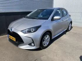 Toyota Yaris thumbnail 3