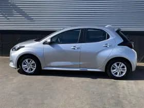 Toyota Yaris thumbnail 4