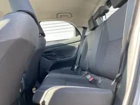 Toyota Yaris thumbnail 40