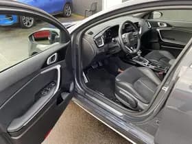 Kia Proceed thumbnail 79