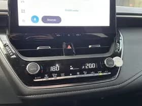 Toyota Corolla-touring-sports thumbnail 40