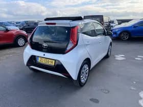 Toyota Aygo thumbnail 9
