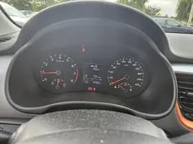 Kia Stonic thumbnail 9