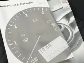 Toyota Yaris thumbnail 24