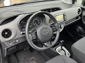 Toyota Yaris thumbnail 25