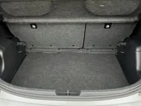 Toyota Yaris thumbnail 31