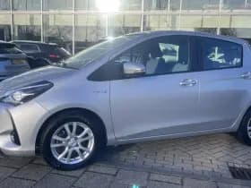 Toyota Yaris thumbnail 73