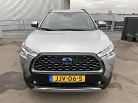 Toyota Corolla-cross thumbnail 16