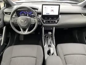 Toyota Corolla-cross thumbnail 23