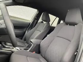 Toyota Corolla-cross thumbnail 78