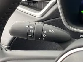 Toyota Corolla-cross thumbnail 81