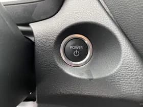 Toyota Corolla-cross thumbnail 86