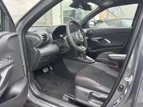 Toyota Yaris-cross thumbnail 23