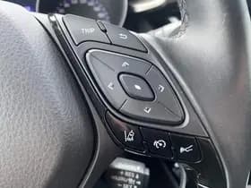 Toyota C-hr thumbnail 89