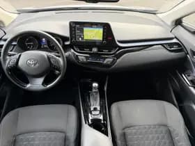 Toyota C-hr thumbnail 11