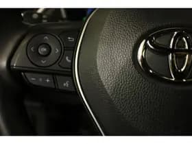 Toyota Corolla-cross thumbnail 17