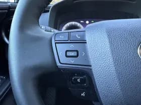 Toyota C-hr thumbnail 13