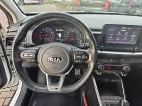 Kia Stonic thumbnail 36