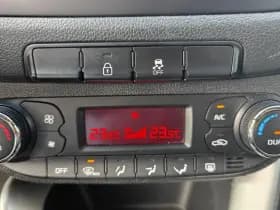 Kia Ceed thumbnail 12