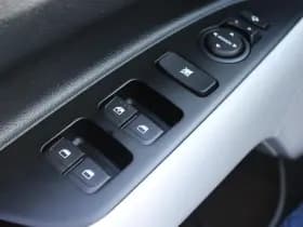 Kia Stonic thumbnail 18