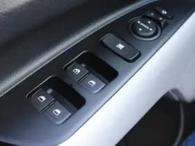 Kia Stonic thumbnail 52