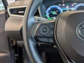 Toyota Corolla-touring-sports thumbnail 50