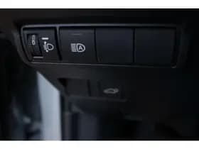 Toyota Corolla-cross thumbnail 24