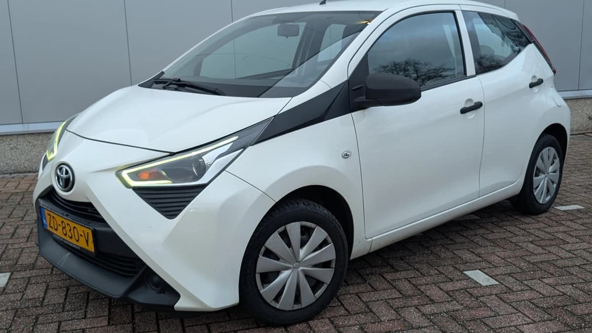 Toyota Aygo — foto 1