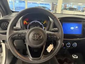 Toyota Aygo thumbnail 6