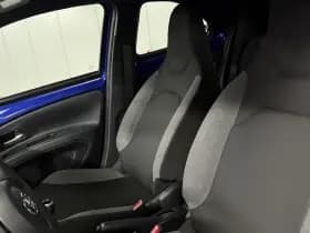 Toyota Aygo thumbnail 2