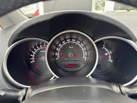 Kia Venga thumbnail 50