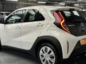 Toyota Aygo thumbnail 40