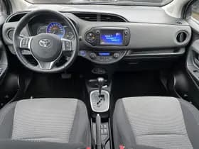Toyota Yaris thumbnail 24