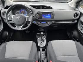 Toyota Yaris thumbnail 73